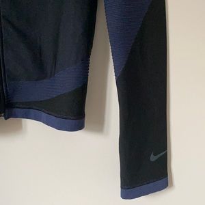 NIKE Ribbed Sweater